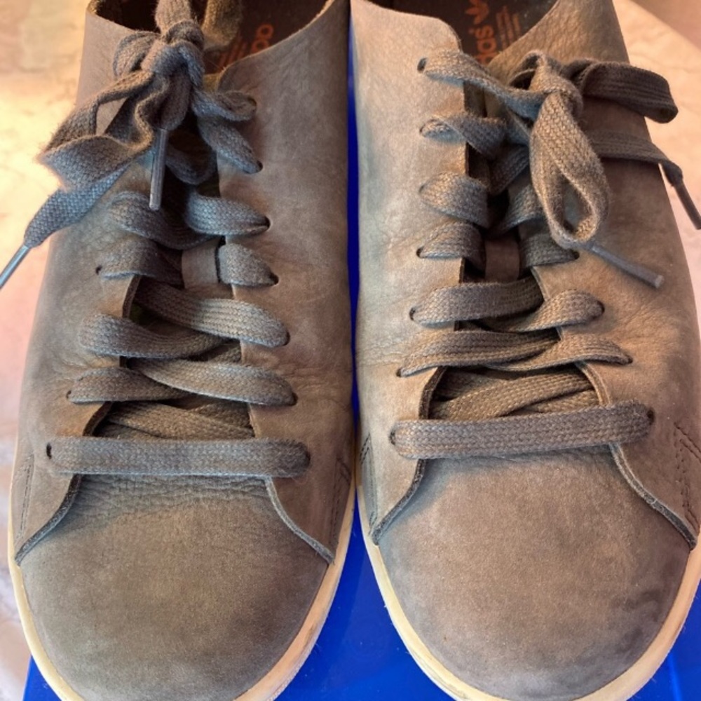 Woman’s Gray Casual Shoes